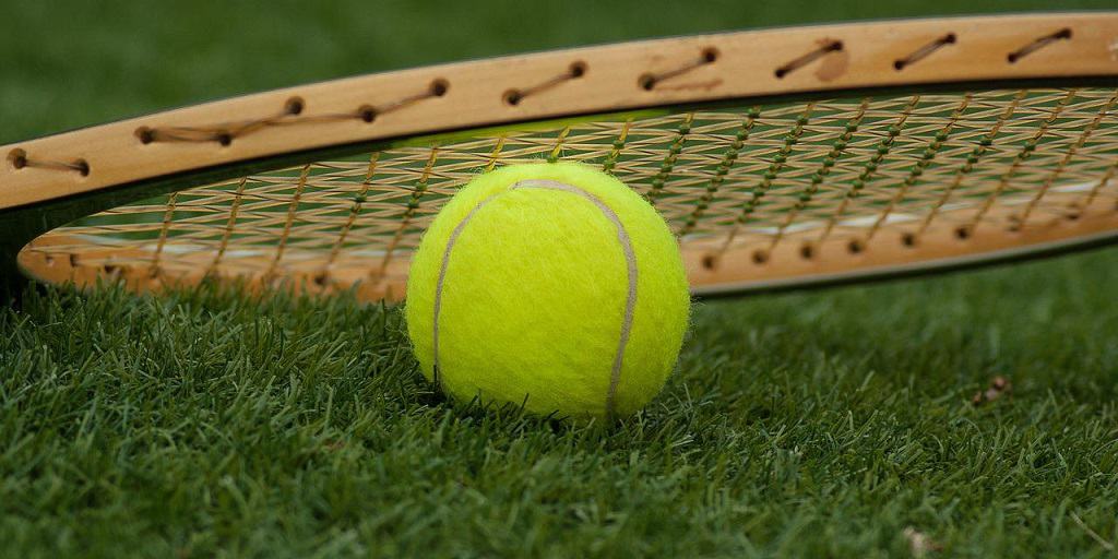 Tennis, erba